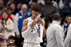 额度用完！独行侠双向合同球员爱德华兹转正前无法再出战比赛